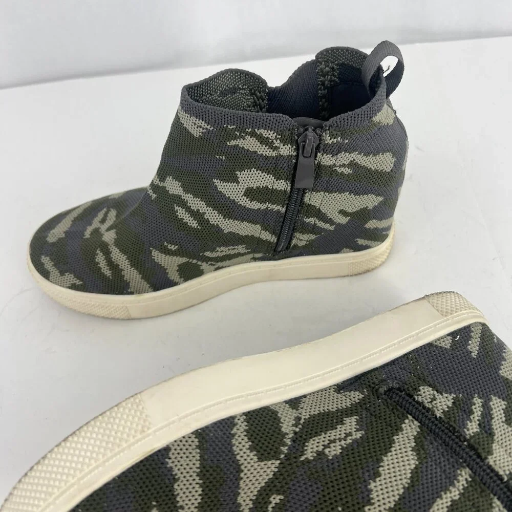 Torrid Shoes Sneakers Wedge High Tops Canvas‎ Sock Pull On Camouflage Green Gray
